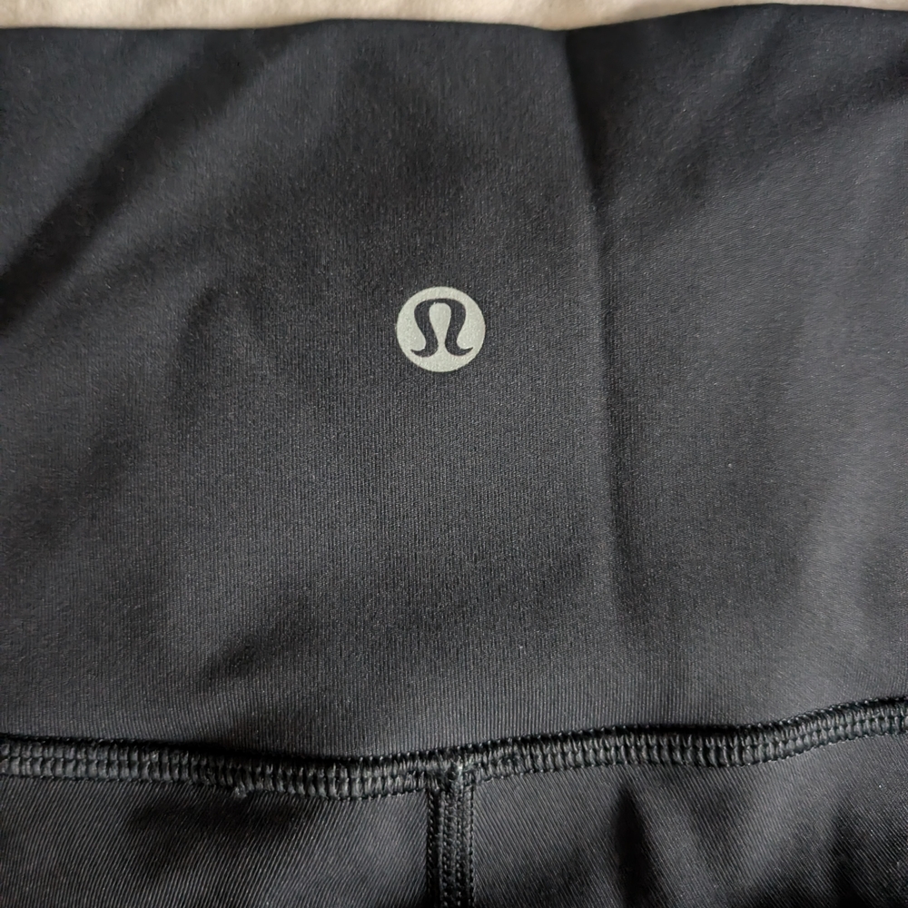 Lululemon Black High-Waisted Leggings - Picture 2 of 4
